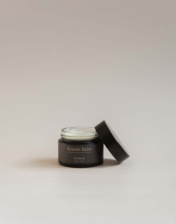 Hue_And_Luxe_Friiskin_Restore_Balm_0194-Web